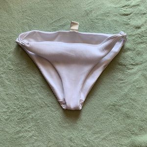 White hollister bikini bottoms
